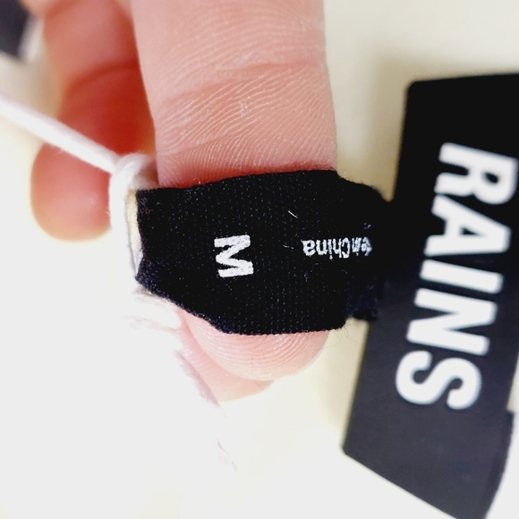 New RAINS Fleece Vest in STRAW Pale Yellow P4178 - Picture 8 of 10